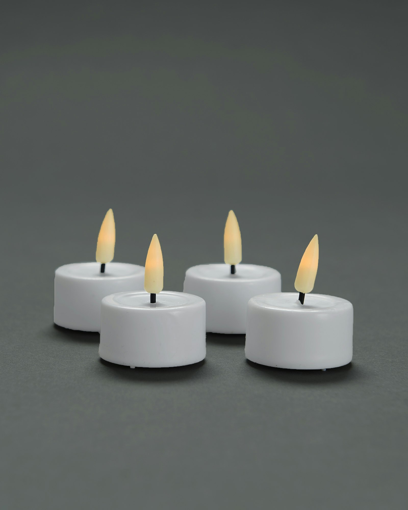 Deluxe LED-Värmeljus VITA Ø 3,5 - Real Flame, Set av 4st