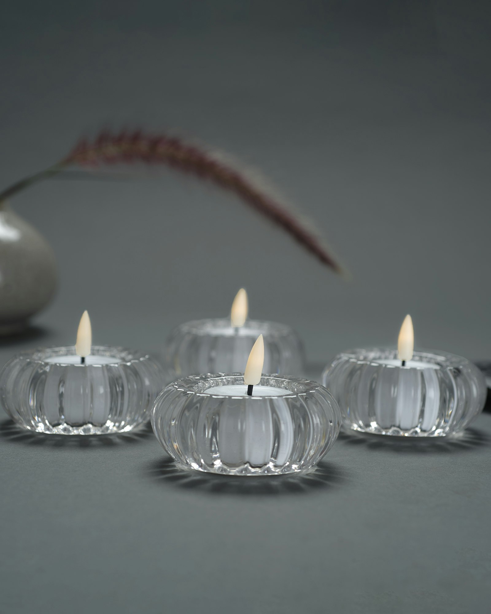 Deluxe LED-Värmeljus VITA Ø 3,5 - Real Flame, Set av 4st