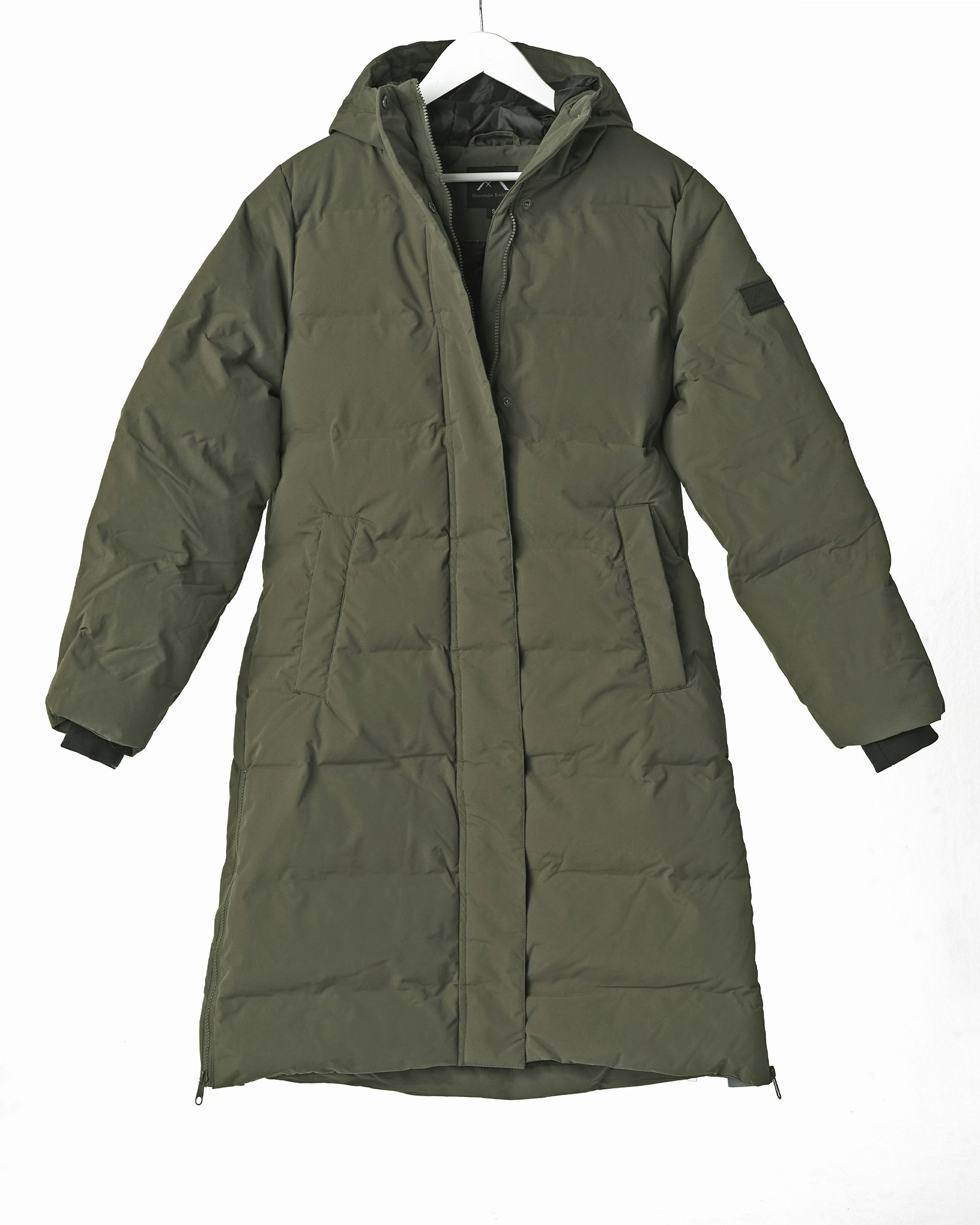 Winter Coat Dam, Green