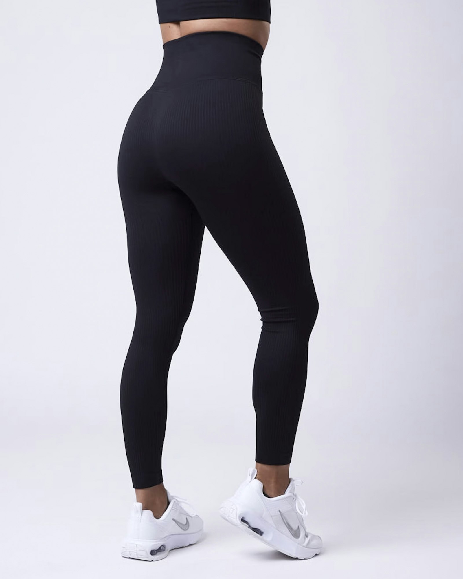 LUMA Seamless Women Black