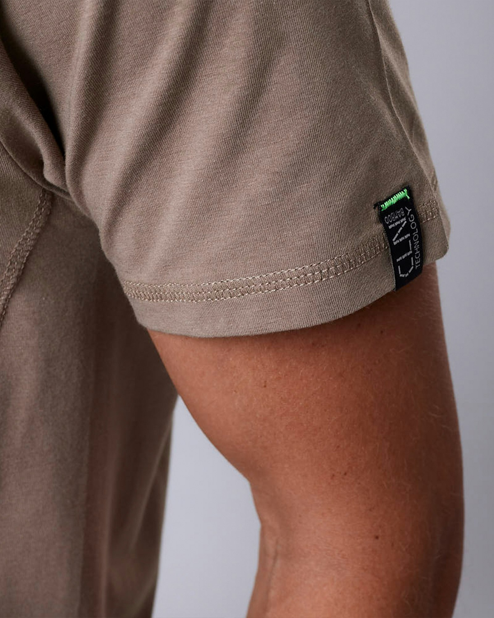 CLN Flex Bamboo T-Shirt Dk.Khaki