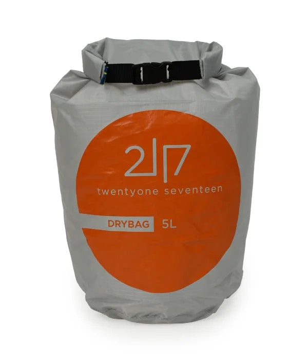 DRYBAG'S - Keeps your luggage and gear dry- Lightweight Closes with plastic buckle