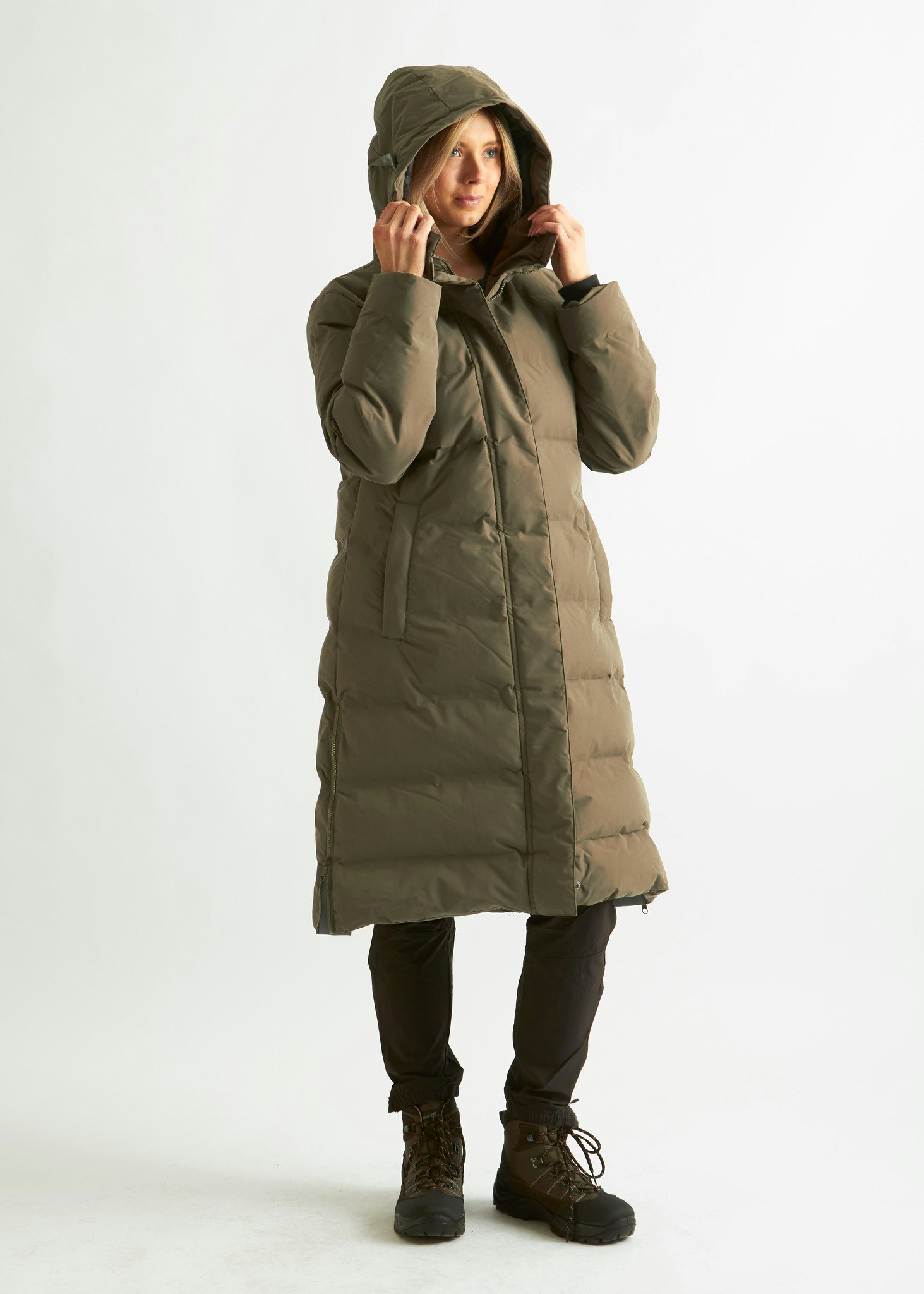 Winter Coat Dam, Green