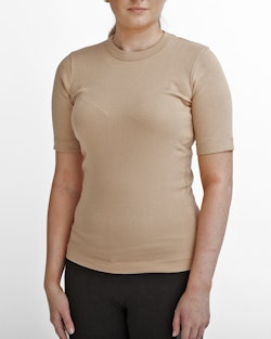 Kortärmad Ribbtop i Viskosmix Dam, Nude