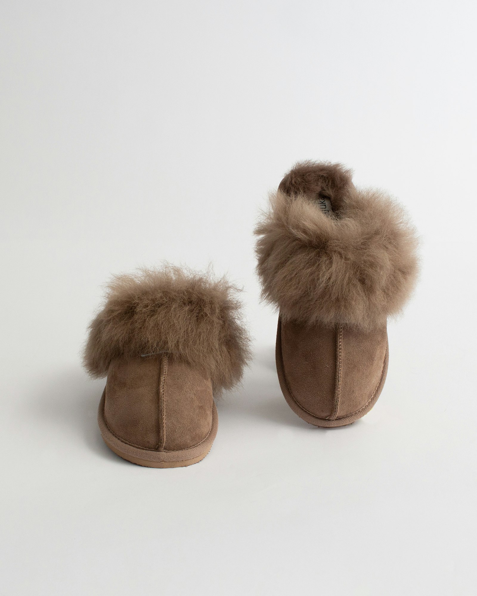 THURID Fårskinnstofflor, Brown