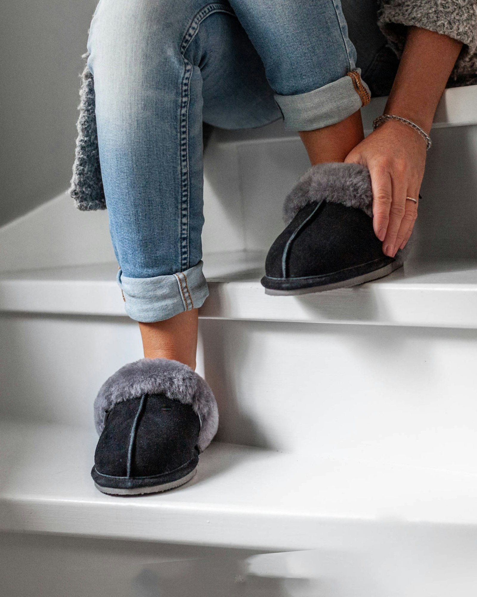 NANCY Fårskinn Slippers, Black/Grey