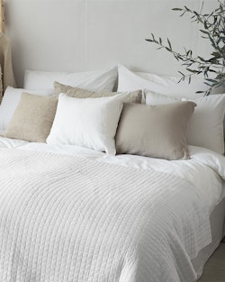 Quiltat Sängöverkast i Tvättad Linnelook 150x250cm, Off-White