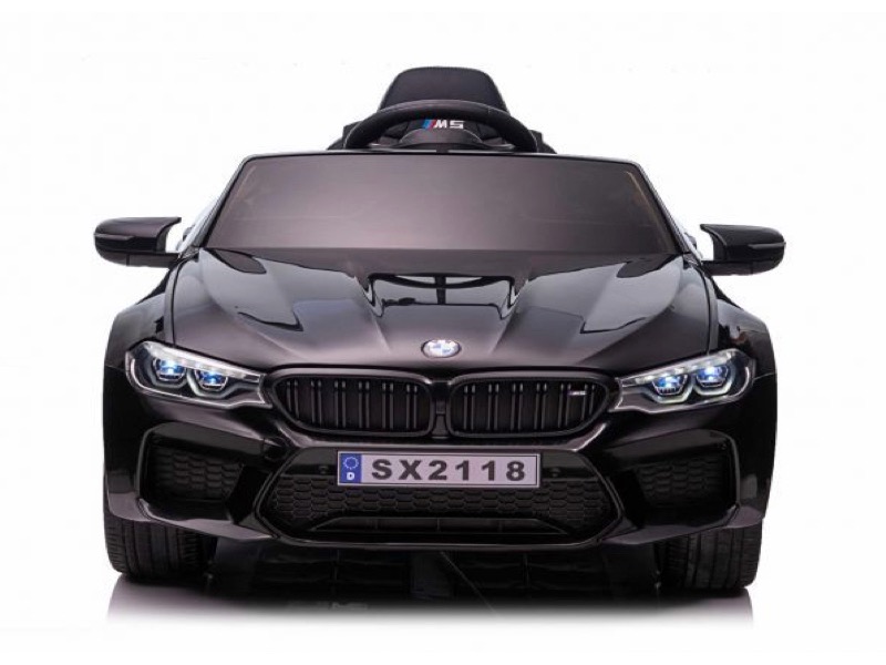 BMW M5, musikmodul, lädersäte, EVA-gummidäck