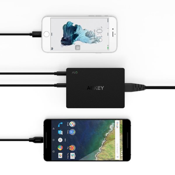 Aukey mobilladdare med 6 uttag och Quick Charge 3.0 laddar alla populära telefoner