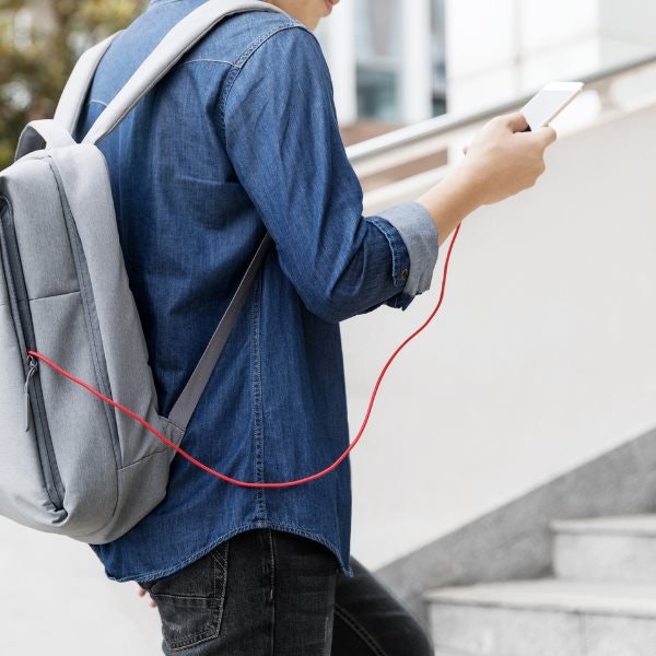 Anker PowerLine plus Lightning röd från väska