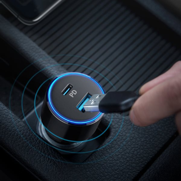 Anker PowerDrive Speed 2 USB-C mobilladdare för bilen läcker design