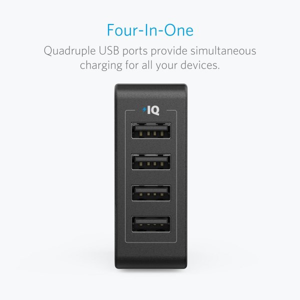 Anker Quad-Port mobilladare med 4 uttag praktiskt
