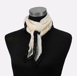Gemini - Veckad scarf vit