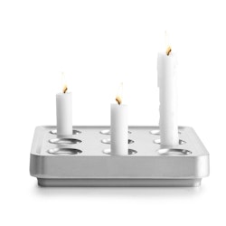 Born In Sweden Stumpa stake Small för 9 ljus Aluminium