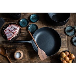 Satake Stek Traktör panna med lock Lättviktsgjutjärn Keramisk non stick 30 cm 4,6 liter. PFAS-fri
