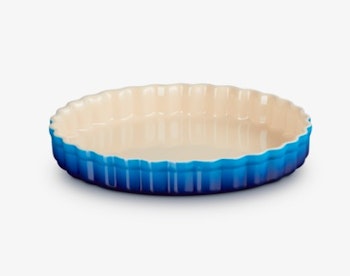 Le Creuset pajform stengods 24 cm azure blå. Heritage