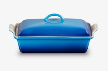 Le Creuset Rektangulär form med lock stengods. 33 cm. azure blå. Heritage