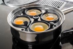 Kitchen Craft Ägg pocherare panna med glaslock. 22 cm 2 liter Rostfri. För 4 ägg