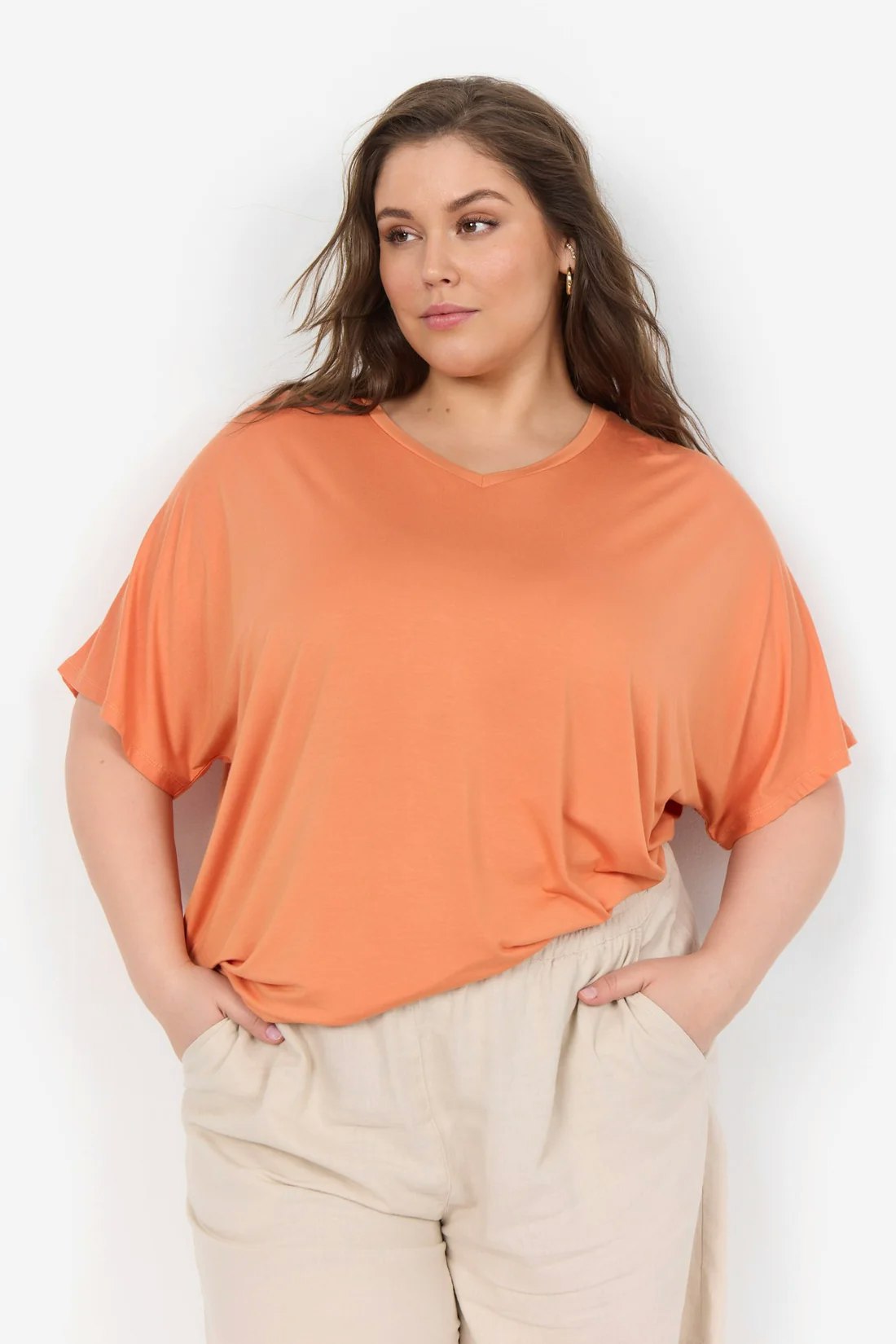 T-shirt v-ringad Orange