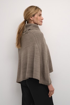 Asti poncho