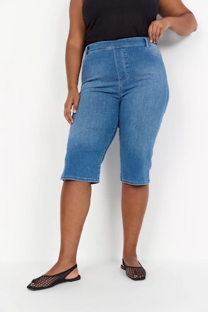 Summer13 caprijeans