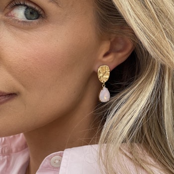 Karma crystal örhänge opal rosa