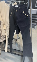 Folyrose flarejeans svart med knappar