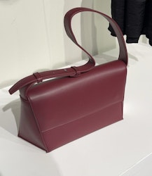 Allison shoulder bag vinröd