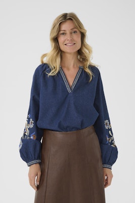 Gro broderad blus