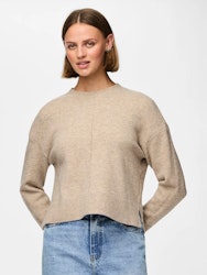 Malou o-neck stickad beige