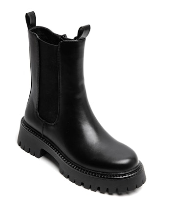 Boots svarta
