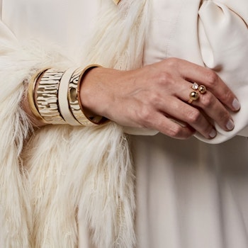 Brea crystal ring guld
