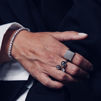 Brea crystal ring silver