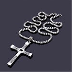 Kors i silver. Rostfritt stål med halskedja.Kors stl:5.0cm*3.7 cm Längd:ca 50 cm