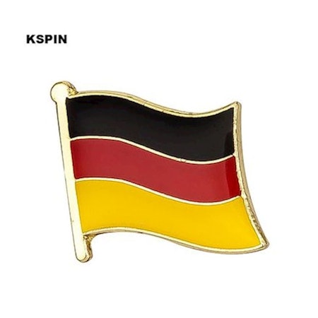 Tyskland flaggpin  Material: Metall Storlek: 1.6 cm x 1.9 cm