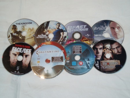 DVD Filmer 8st blandade endast skiva.Svensk text,normalt begagnat skick.