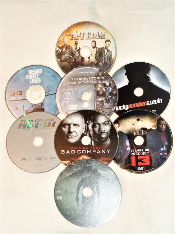DVD Filmer 8st blandade endast skiva.Svensk text.normalt begagnat skick.