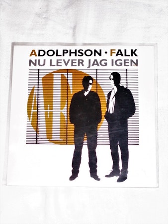 Adolphson och Falk "Nu Lever Jag Igen "mycket bra skick.