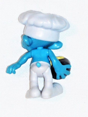 Smurf höjd 6.5 cm normalt begagnat skick.