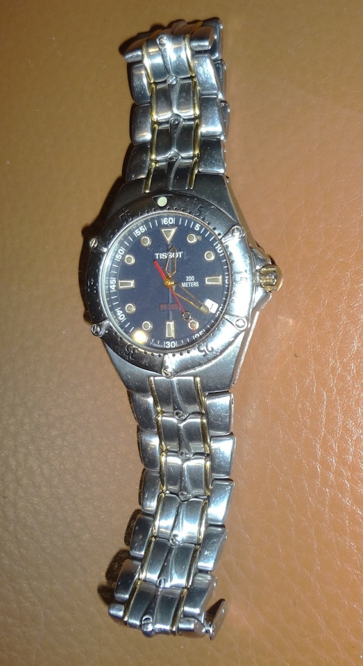 TISSOT Pr 200 Saphire Crystal. Begagnad.Boett: Stl 3.7 cm.Märkt med nr: P163 / 263.