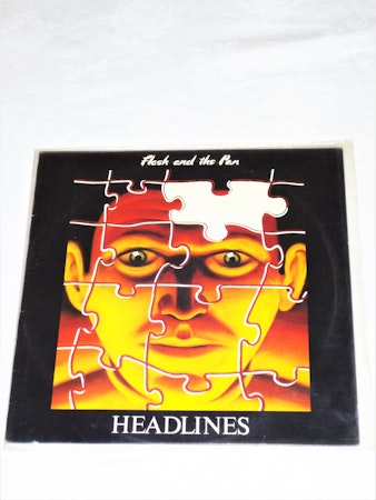 Headlines "Flash and the Pan".Den kom ut augusti 1982.