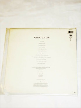 Paul Young "Between Two Fires"släpptes i oktober 1986.