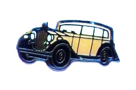 Bil Pin Mått: 2.7 x 1.8 cm.