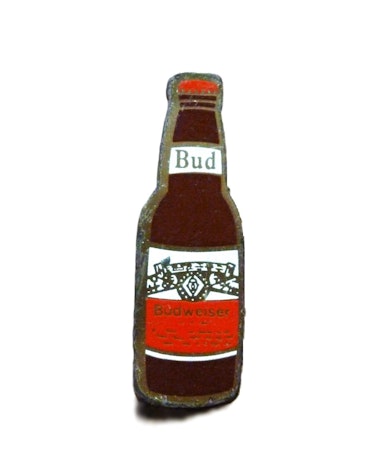 Budweiser Bryggeri Anheuser-Busch. U.S.A.Mått 0.8 x 2.5 cm.