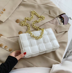 CROSSBODY CHAIN BAG WHITE
