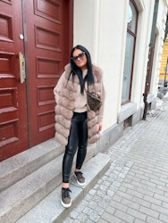 TIFFANY VEST CAMEO
