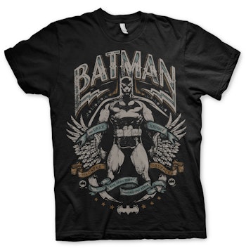 BATMAN: Dark Knight Crusader T-Shirt (Black)