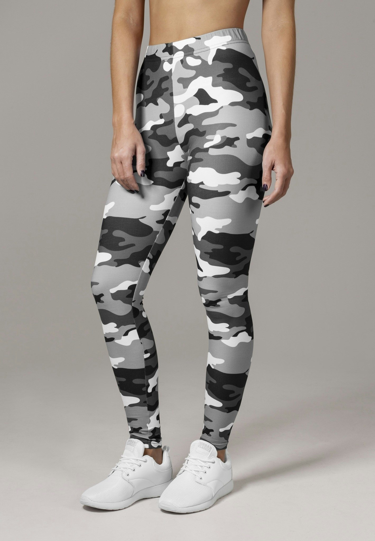 URBAN CLASSICS: Camo Leggings (snow camo)