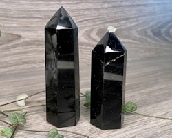 Svart Obsidian Torn