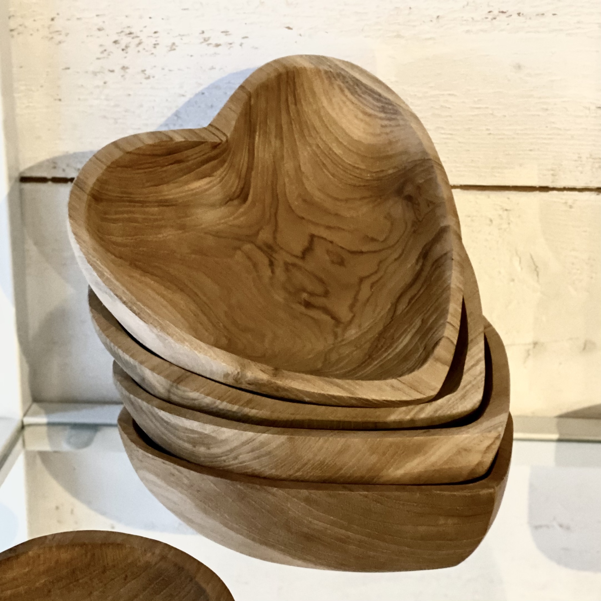 Hjärtskål i trä
